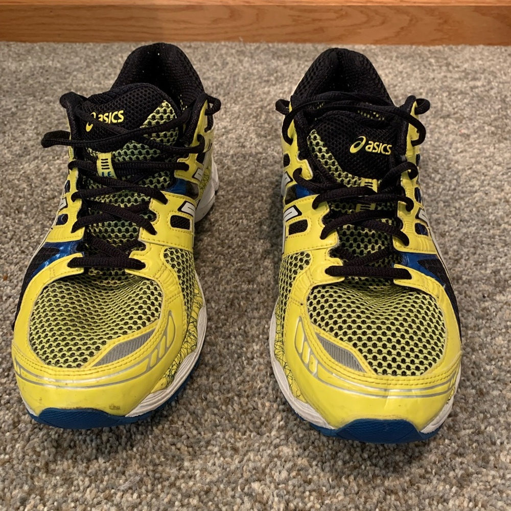 Men’s ASICS running shoes, size 10.